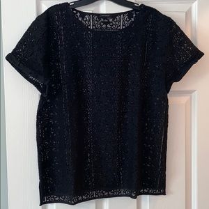 Lace T